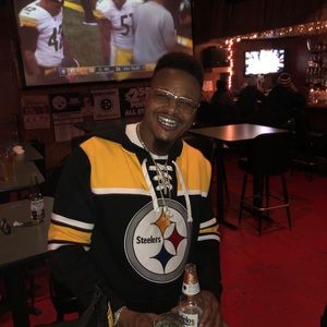 Meet your Posher, Henry